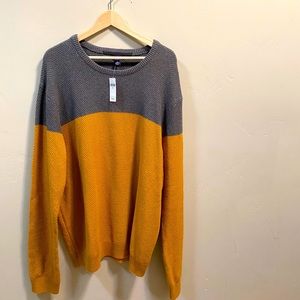 Men’s Gap Sweater